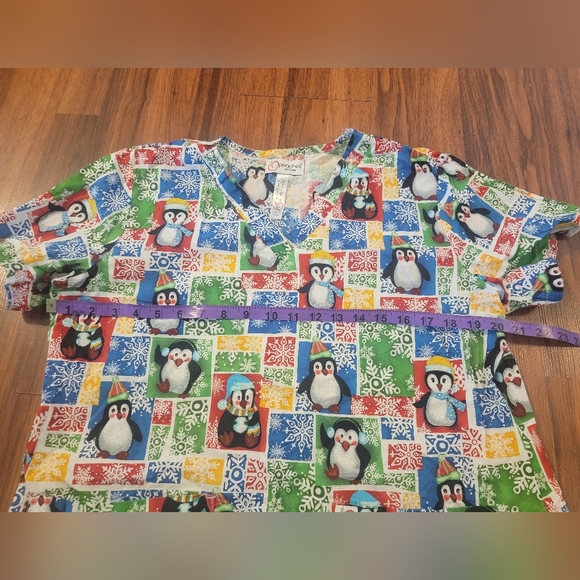 Peaches Uniform Glittle Penguin Scrub Top - Size XL - Picture 4 of 5